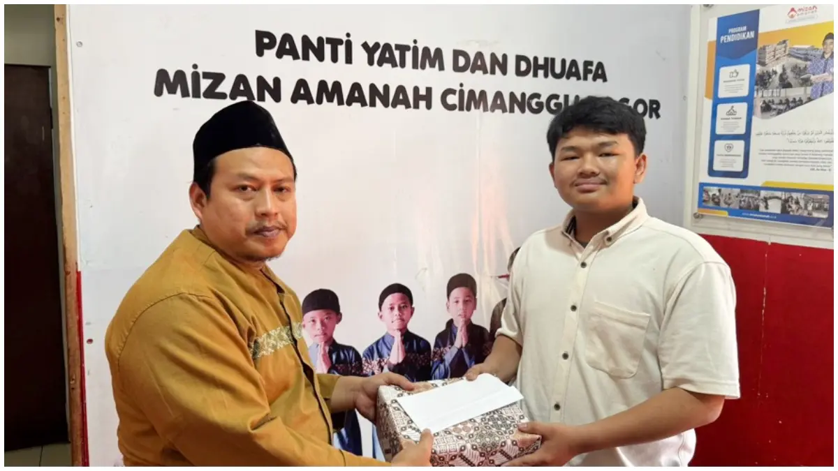 Mahasiswa Program Studi Teknologi Rekayasa Perangkat Lunak IPB University melaksanakan kegiatan santunan dan makan bersama di Panti Asuhan Mizan Amanah Cimanggu.