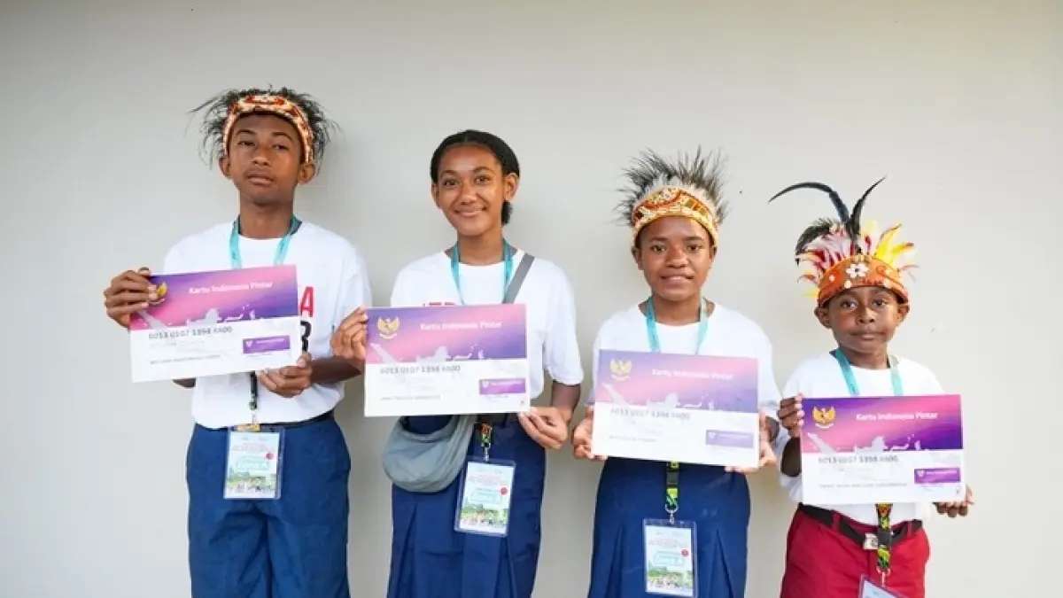 Para siswa yang mendapat bantuan PIP. (Foto: puslapdik.dikdasmen.go.id)