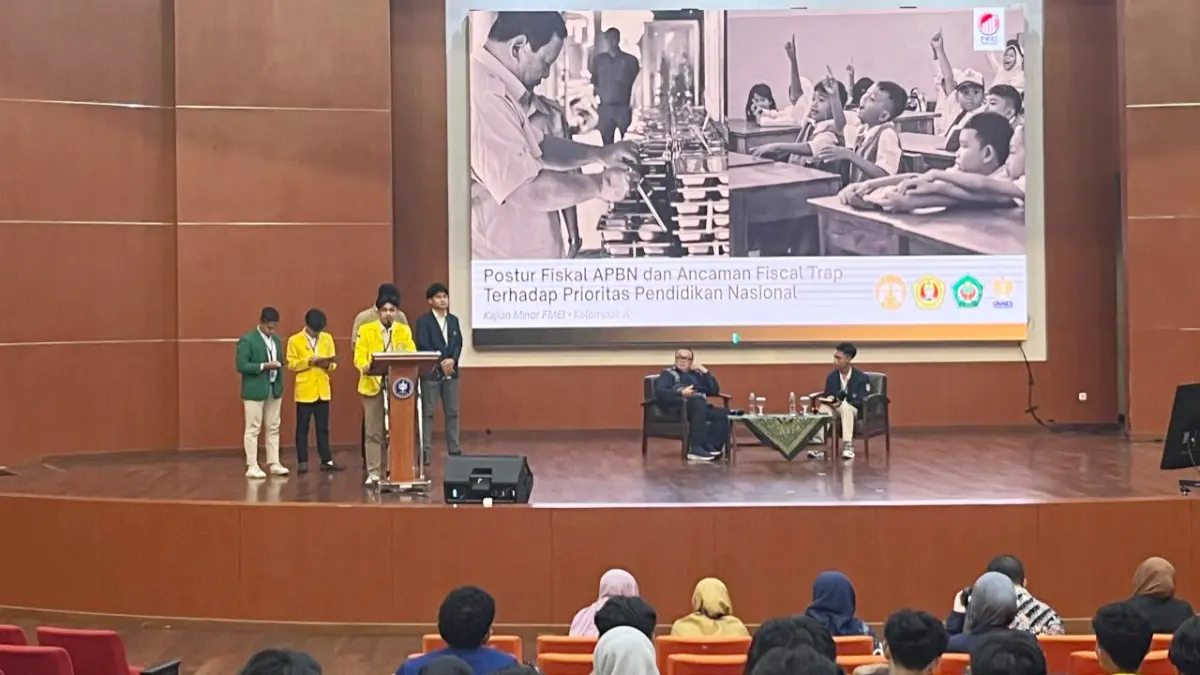 Dekan Fakultas Ekonomi dan Manajemen (FEM) IPB University, Irfan Syauqi Beik mengapresiasi Kongres Forum Mahasiswa Ekonomi Indonesia (FMEI) 2026. (Septi N/Radar Bogor)