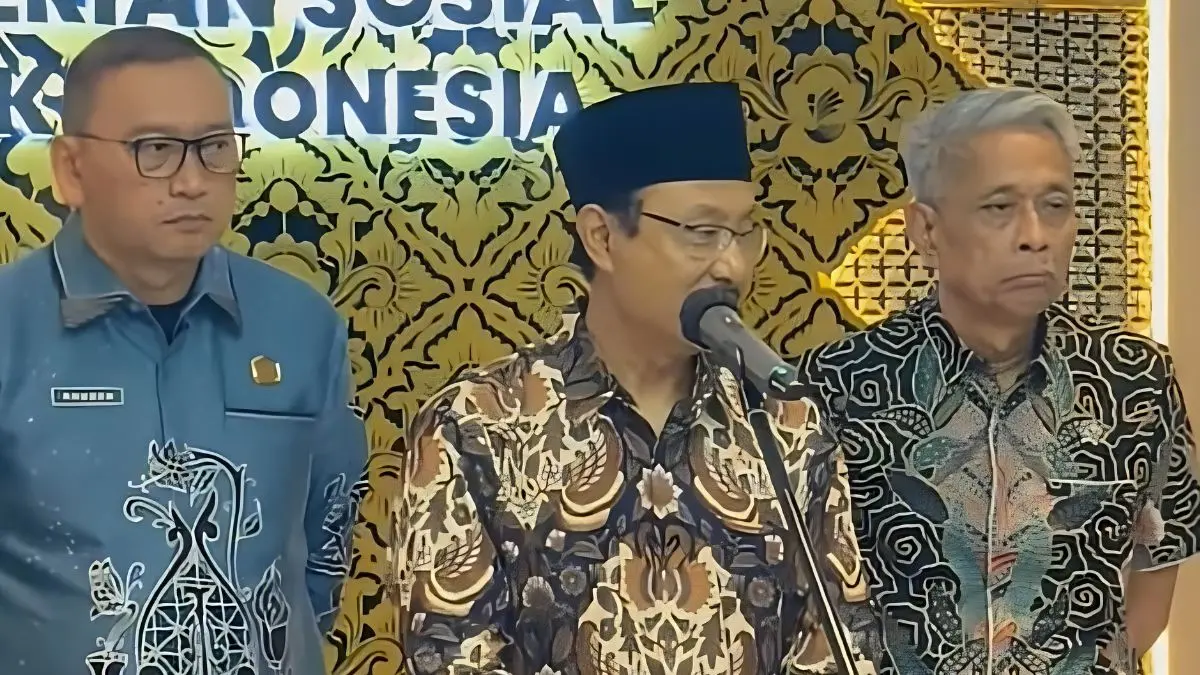 Menteri Sosial Gus Ipul saat Konferensi Pers mengenai Program Sekolah Rakyat