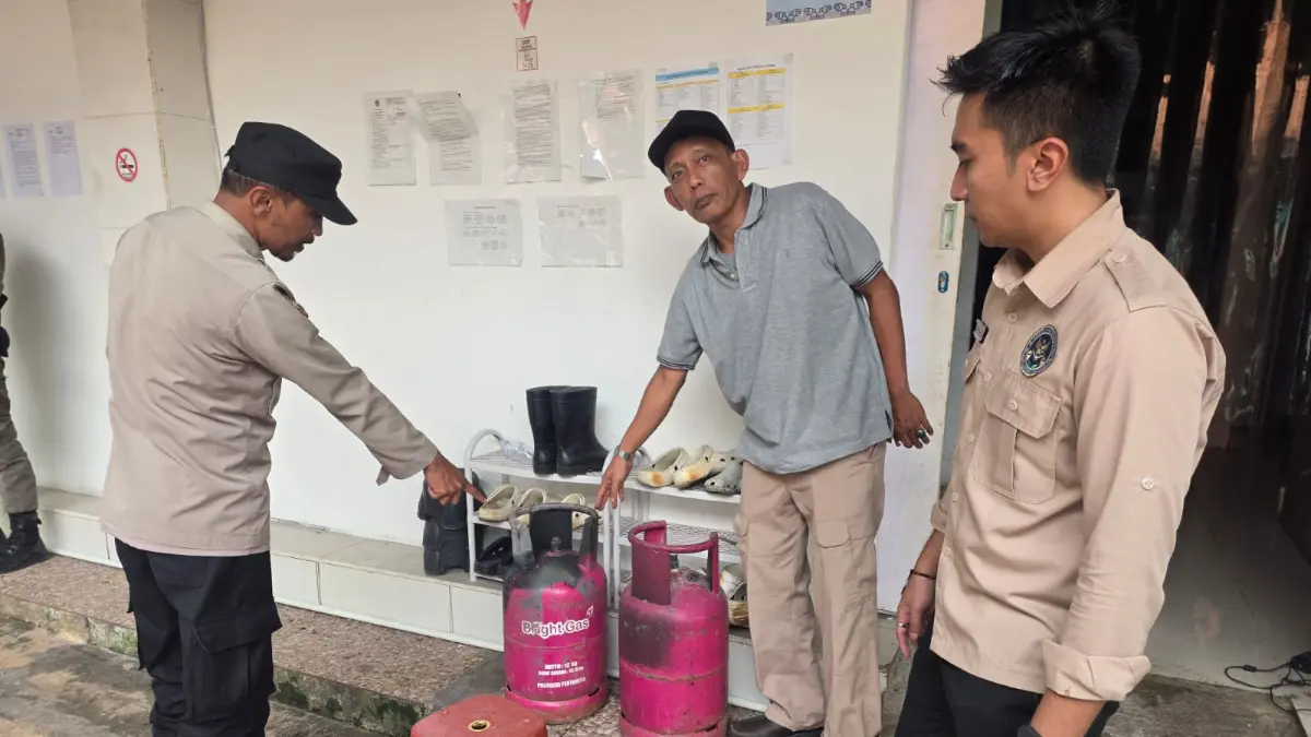 SPPG di Tamansari Bogor kebakaran diduga akibat gas LPG 12 Kg. Foto: Dok Polsek Tamansari