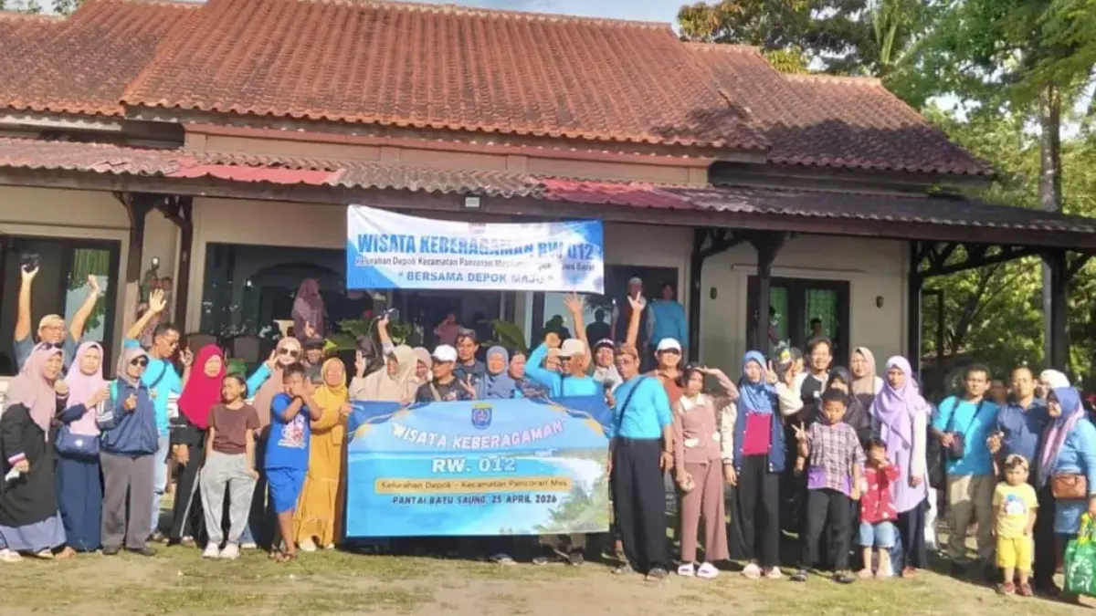 Warga RW 03 Kelurahan Beji Timur, Kota Depok mendatangi Masjid Agung Banten, beberapa waktu lal. Foto: Diskominfo Depok for Radar Bogor