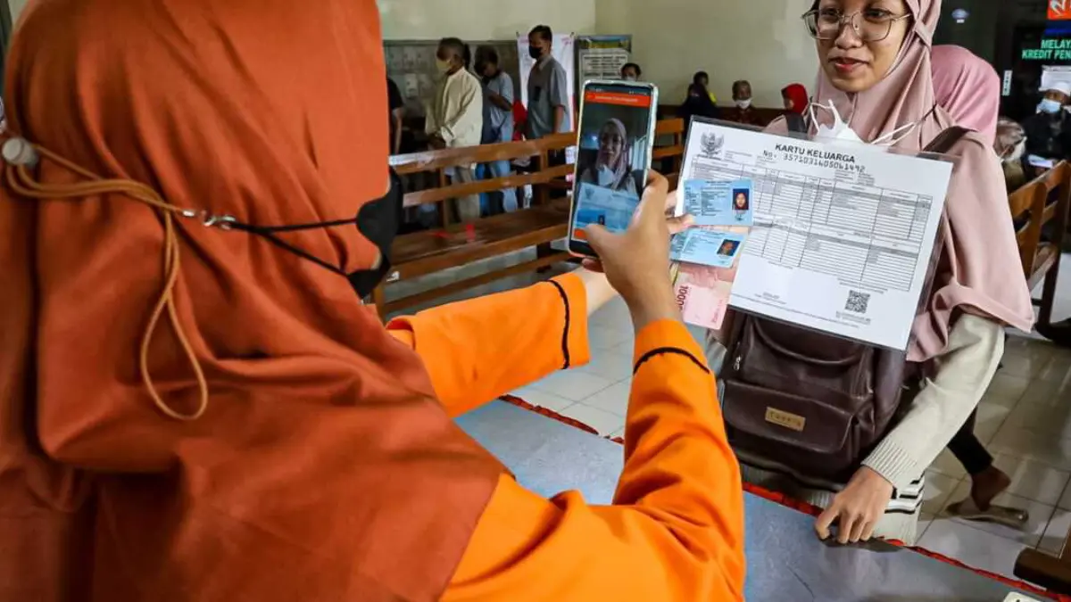 Ilustrasi KPM yang terima bansos PKH BPNT. Foto: diskominfo.kedirikota.go.id
