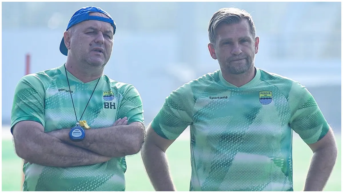 Bojan Hodak bersama Pelatih Baru Persib Bandung Igor Tolic.