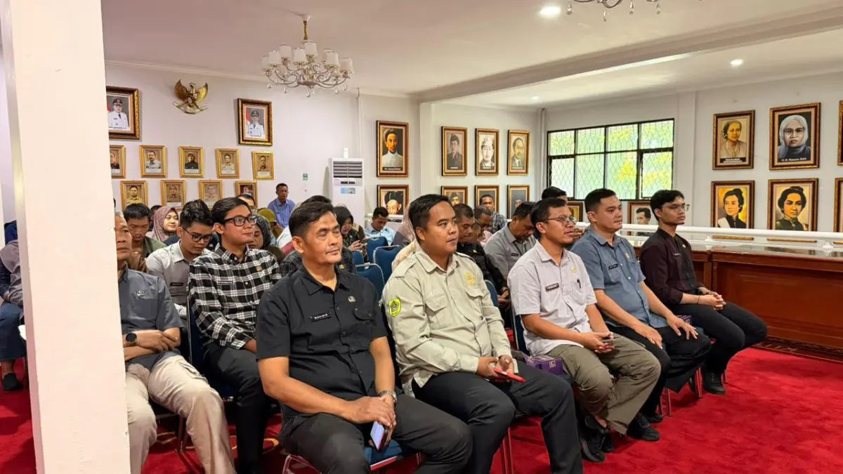 BKPSDM Kabupaten Bogor saat melaksanakan webinar yang diikuti seluruh ASN di lingkup Pemkab Bogor. Foto: Diskominfo.