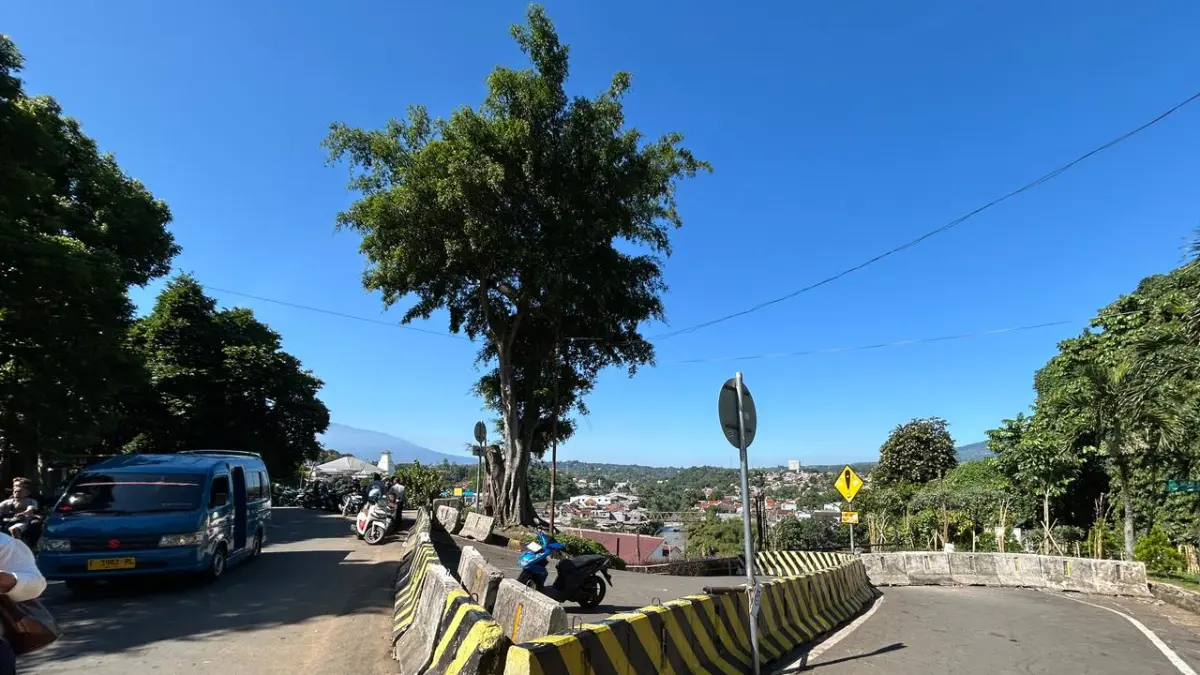 Suasana akses jalan motor di Batutulis, Kota Bogor.