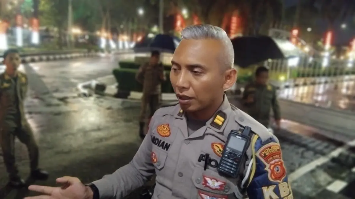 KBO Satlantas Polres Bogor, Iptu Ardian Novianto Azhari saat dimintai keterangan oleh Radar Bogor. (Muhammad Ali/Radar Bogor)