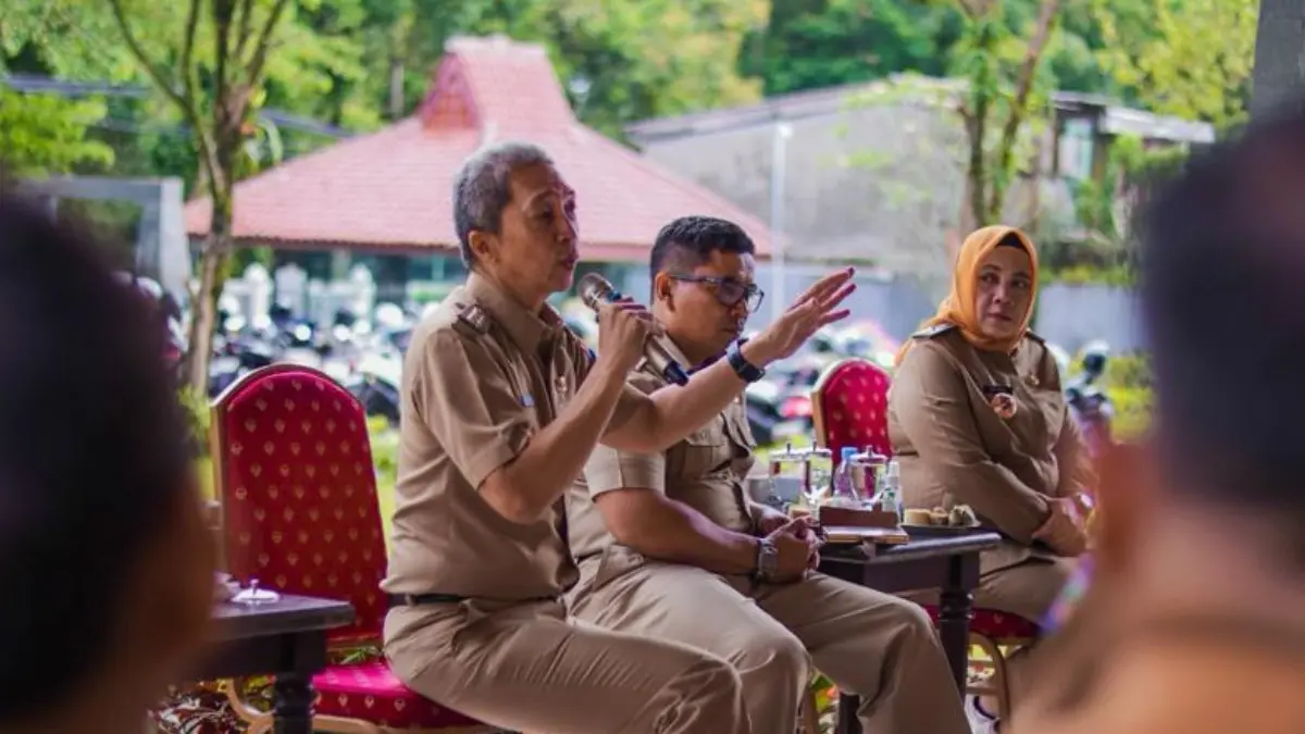 Wali Kota Bogor Dedie Rachim dalam rapat membahas persiapan HJB ke-544 tahun 2026. (Dok. Humas Pemkot Bogor)