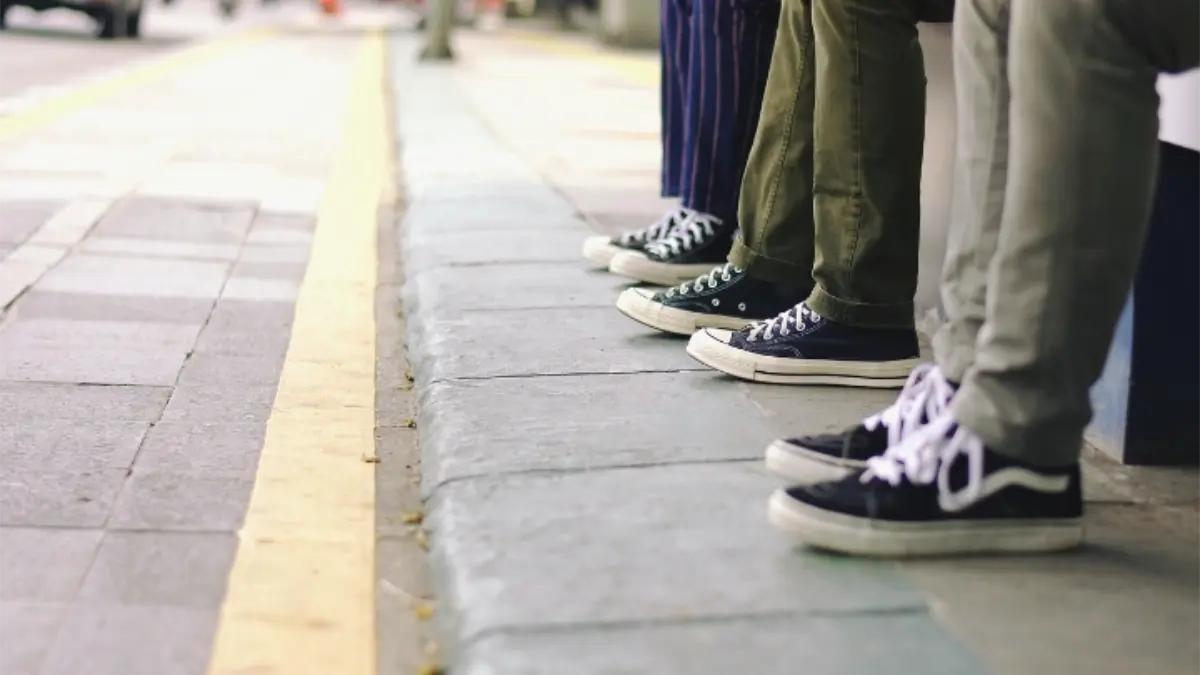 Ilustrasi sepatu sekolah. (Foto: Pixabay/IqbalStock)