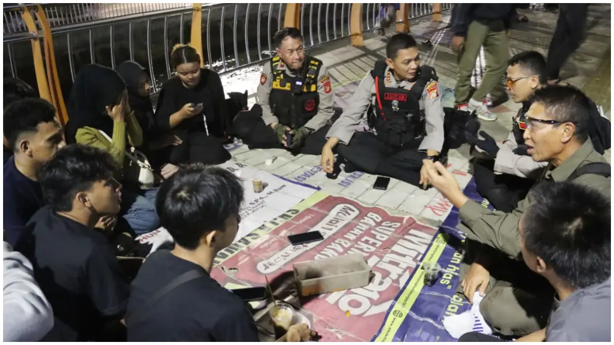 Kapolres Metro Depok Kombes Pol Abdul Waras pimpin langsung Tm Jaguar patroli, (Foto Kapolres for Radar Bogor)