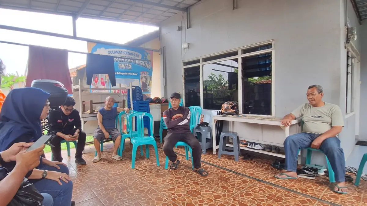 Diskusi Perumda Tirta Pakuan Kota Bogor dengan warga RW 12 Kebon Pedes, Tanah Sareal. Foto: Rany/Radar Bogor