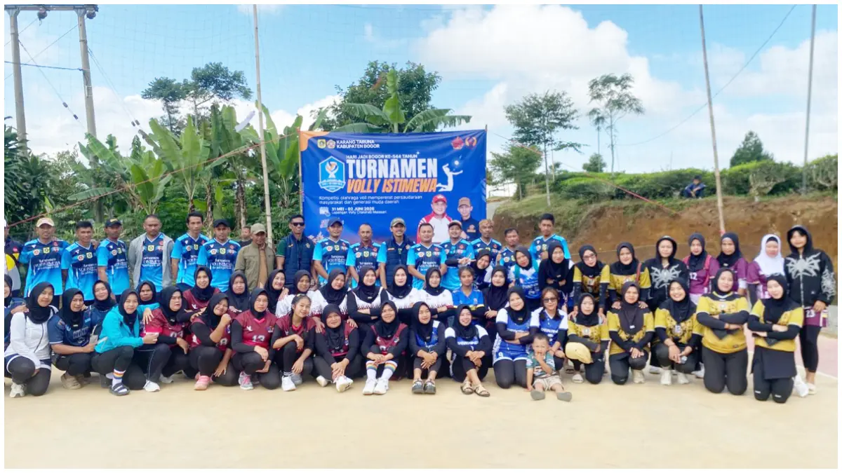 Hari terakhir Turnamen Voli Istimewa Piala Karang Taruna Kabupaten Bogor tahun 2026 yang berlangsung di Lapangan Voli Citalahab, Desa Malasari, Nanggung. (Foto : Diskominfo)