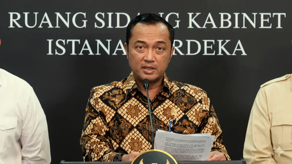 Mensesneg, Prasetyo Hadi mengumumkan pemberhentian Dadan Hindayana sebagai Kepala BGN, di Kantor Presiden, Kompleks Istana Kepresidenan Jakarta, Selasa, 2 Juni 2026.