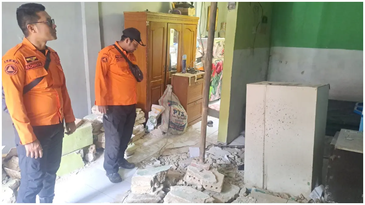 Peristiwa tanah amblas terjadi di Gang Kepatihan RT 003 RW 001, Kelurahan Kebon Kelapa. (Foto: BPBD for Radar Bogor)