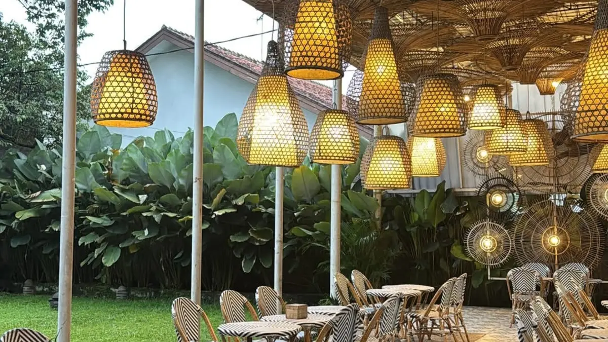 Salah satu kedai kopi unik di Depok. (Foto: Instagram/@artivatorcafe)