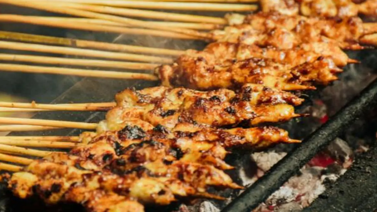 Kuliner sate legendaris Cirebon. (Foto: pexels.com/Fitria Nunik)