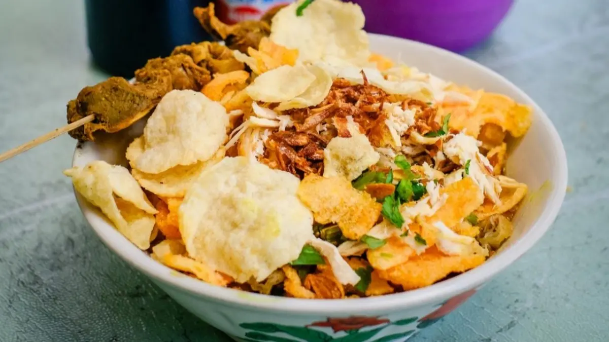 Kuliner Bubur Ayam Bekasi. (Foto: pexels.com/Noval Gani)