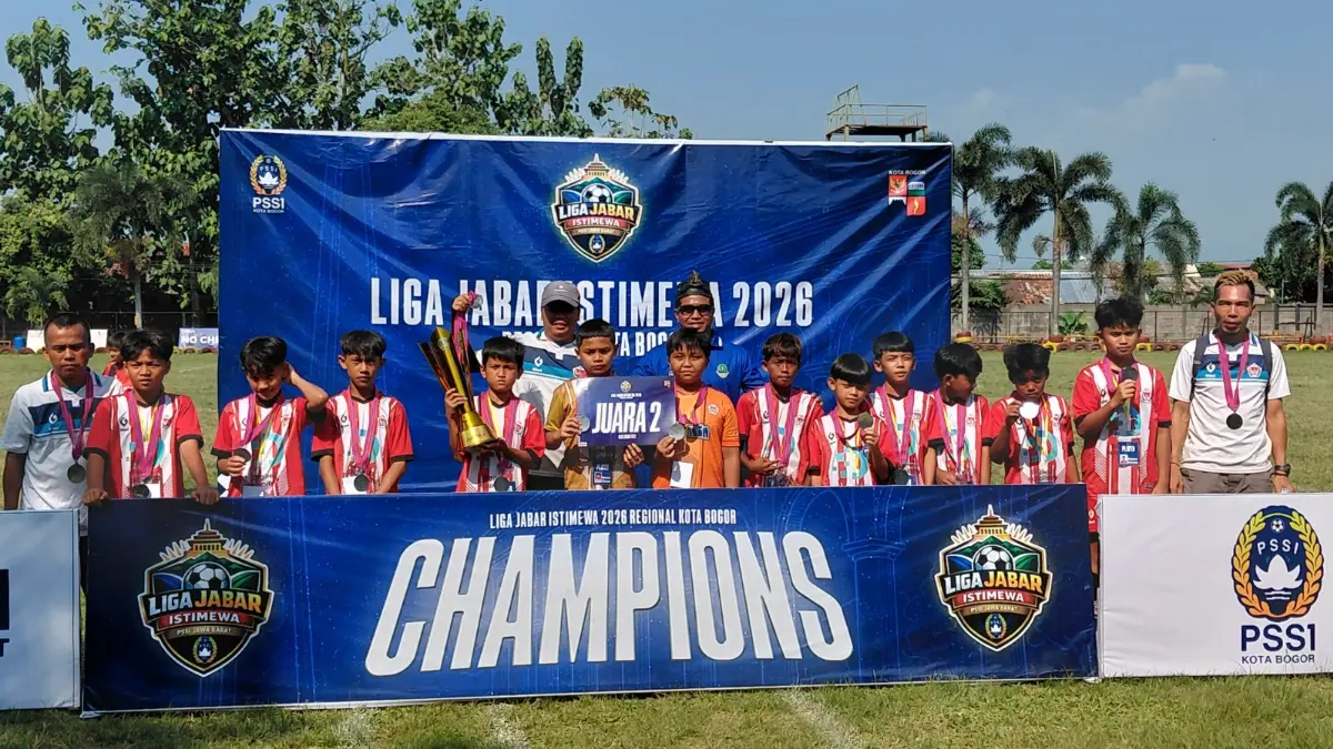 Mutiara 97 U-10 meraih gelar juara pertama dan Mutiara 97 U-12 juara kedua Liga Jabar Istimewa Kota Bogor yang berlangsung di Lapangan Brimob Kedunghalang, Minggu, 7 Juni 2026. (Dok. Mutiara 97)