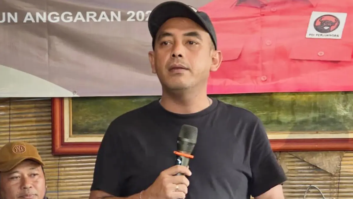 Anggota DPRD Jawa Barat Fraksi PDI Perjuangan, Doni Maradona Hutabarat menyoroti polemik Penerimaan Calon Murid Baru (PCMB) SMA/SMK yang memicu protes orang tua siswa. (Dok. Doni Maradona)