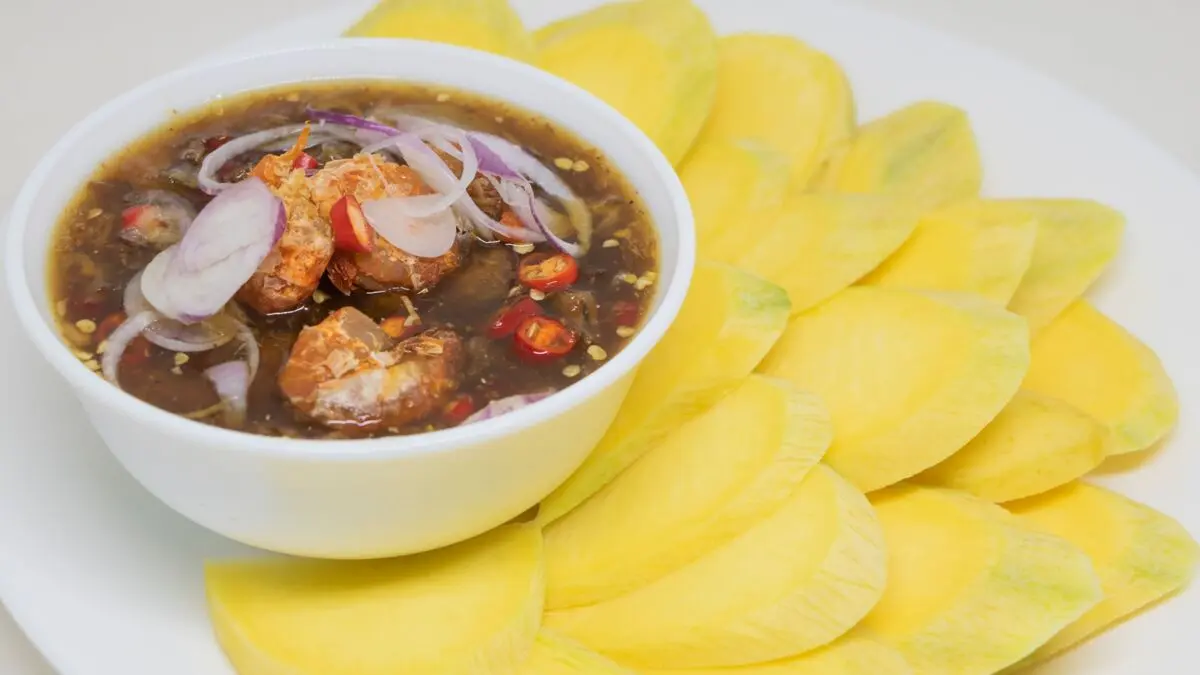 Ilustrasi kuliner rujak di Cianjur. (Foto: pexels.com/Srattha Nualsate)