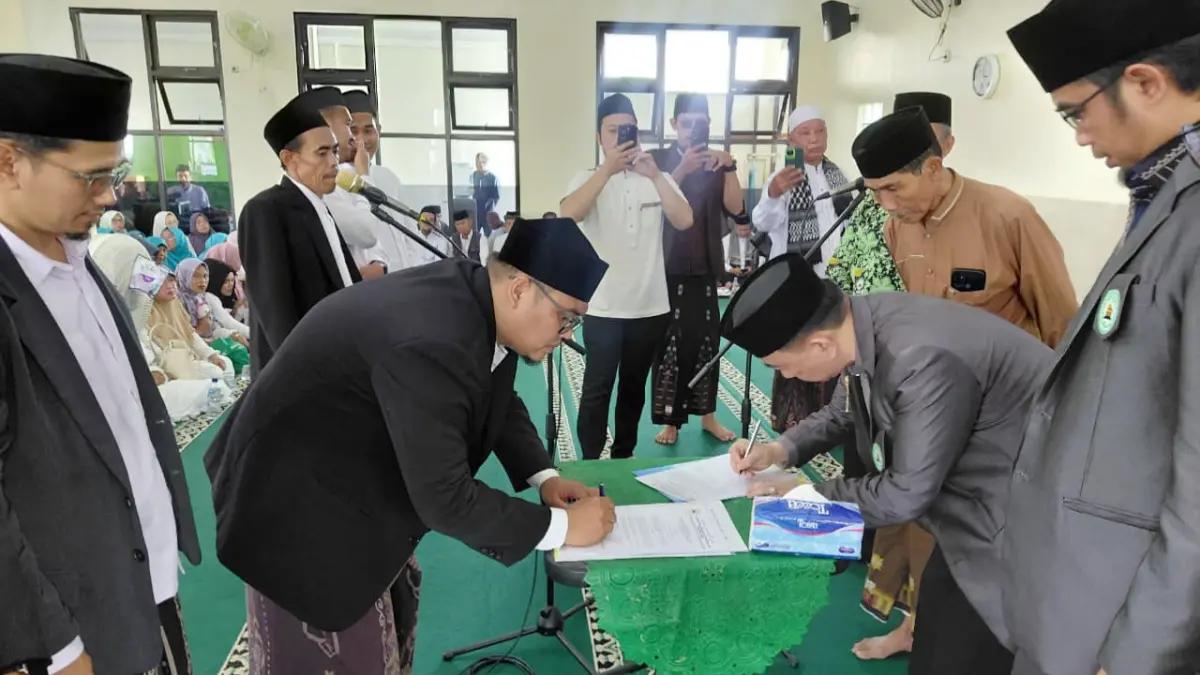 Penandatangan SK PC DMI Kecamatan Rancabungur, Kabupaten Bogor. (Dok. DMI)