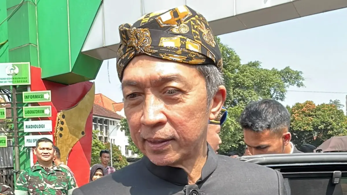 Wali Kota Bogor Dedie A Rachim saat menyampaikan keterangan. (Fauzan/Radar Bogor)