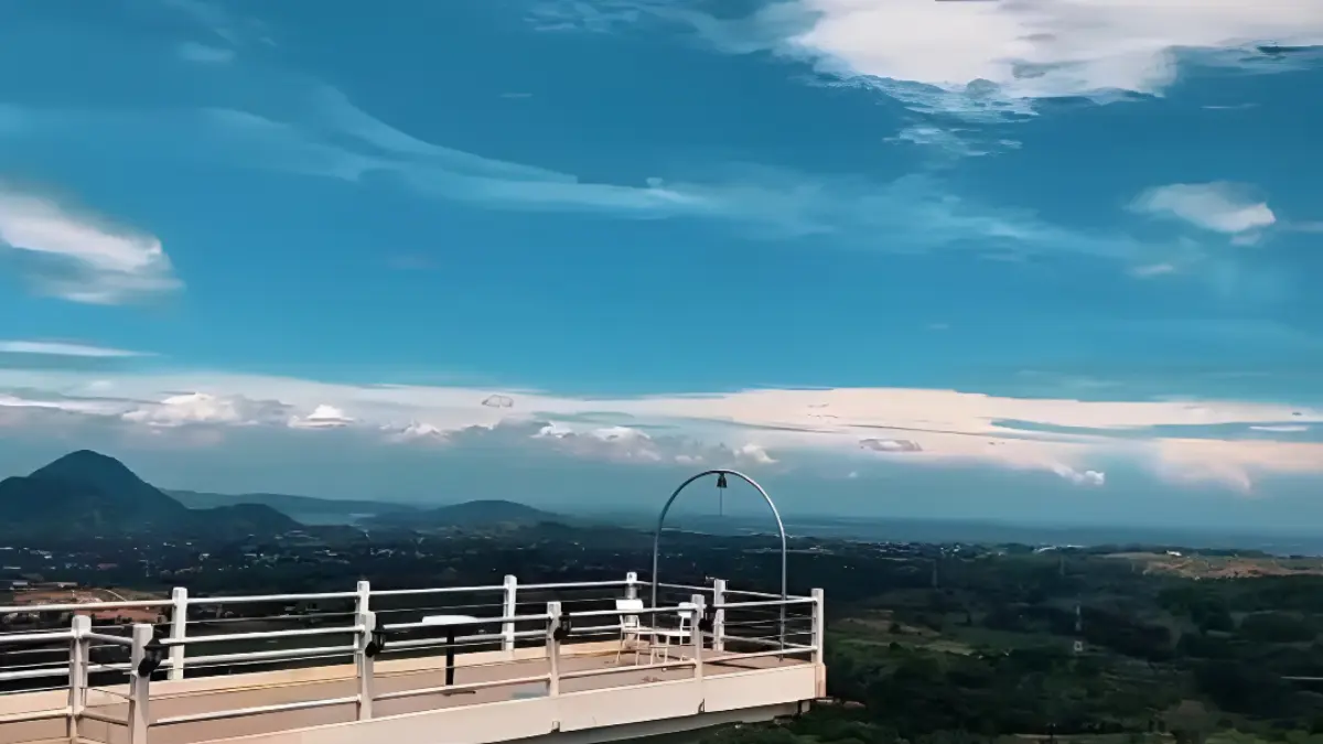 View di Hidden Valley Hills. (Foto: Instagram @pariwisatapurwakarta, @hiddenvalleyhillspurwakarta)
