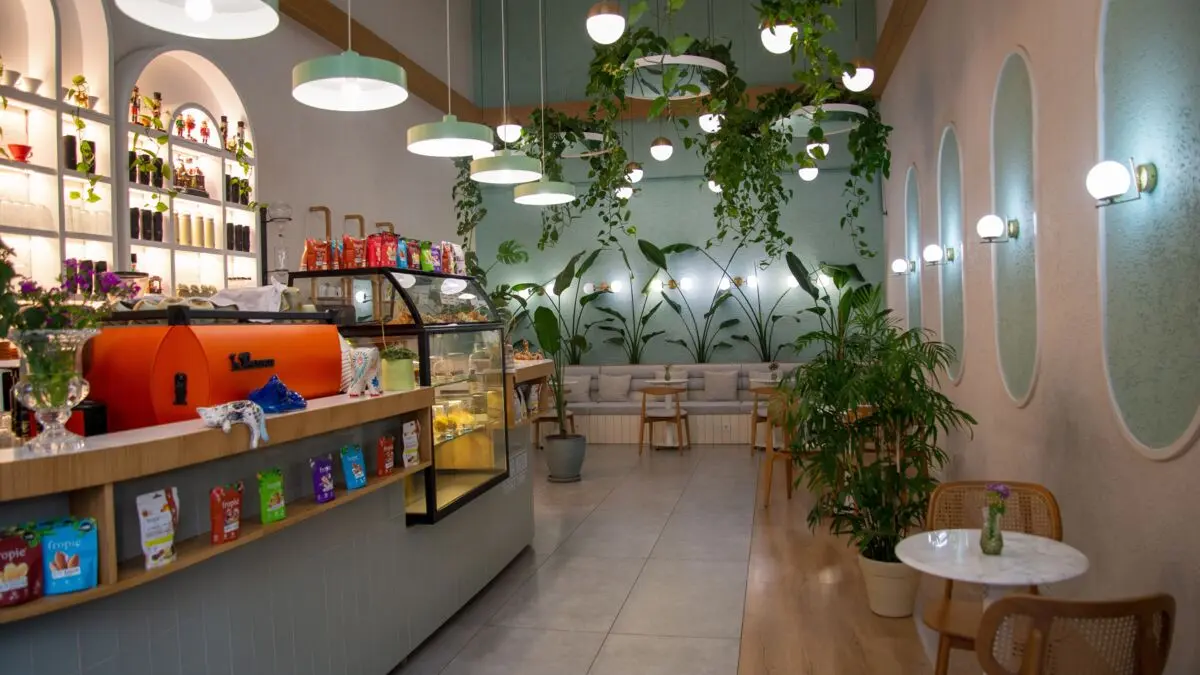 Ilustrasi kedai kopi di Bogor. (Foto: Pexels.com/Arda Kaykısız)&nbsp;