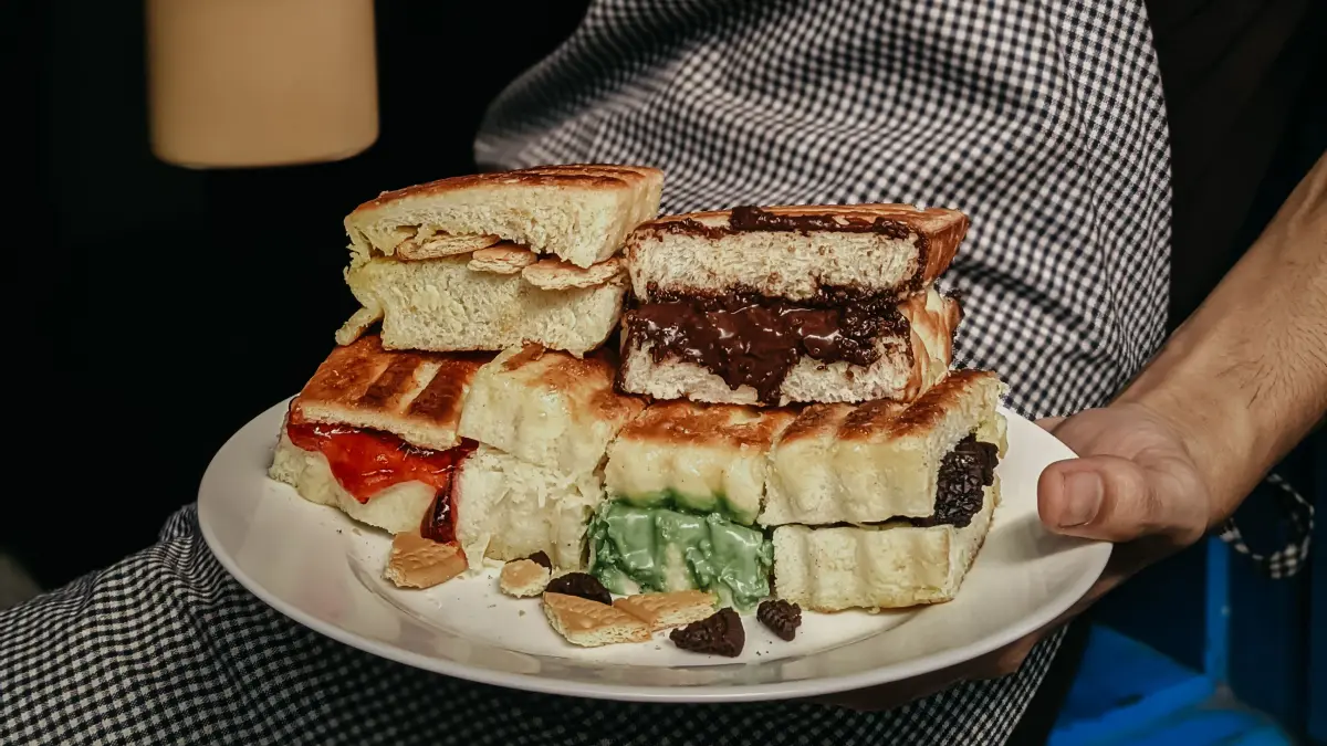 Ilustrasi kuliner malam Jaksel. (Foto: Syah Indra/Pexels)