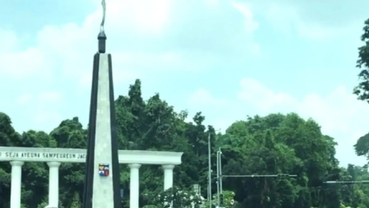 Tugu Kujang jadi salah satu daya tarik wisatawan di Kota Bogor.