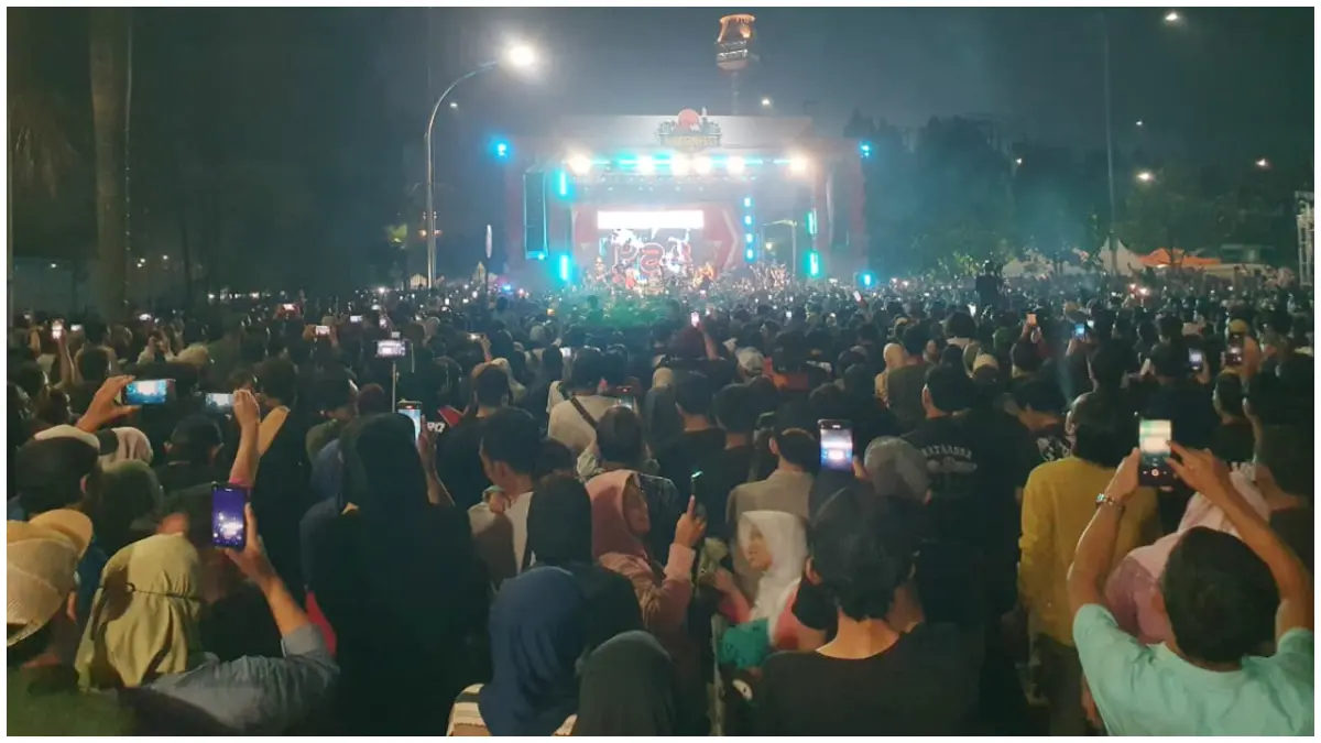Malam Puncak Acara KaBOGORFEST 2026 di Stadion Gelora Pakansari, Cibinong, Kabupaten Bogor. (Foto : Billy/Radar Bogor)