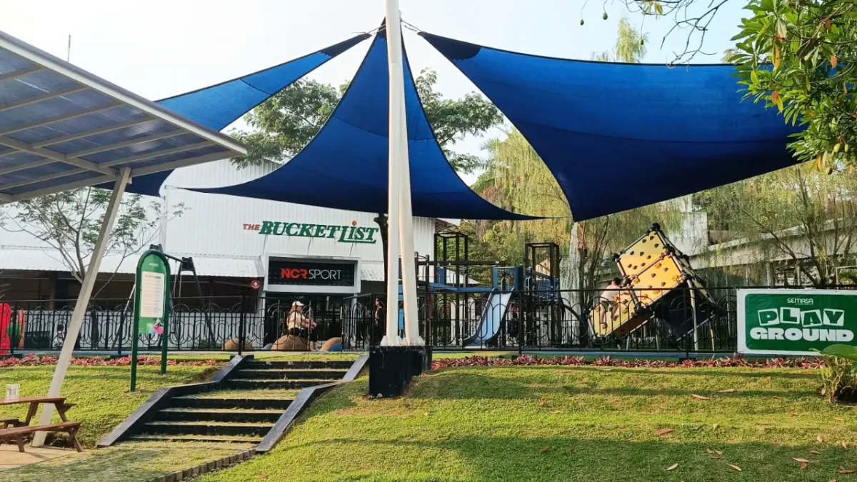 Taman Budaya Sentul City, Kabupaten Bogor menghadirkan beragam kafe, restoran hingga wahana permainan. (Dok. Sentul City)