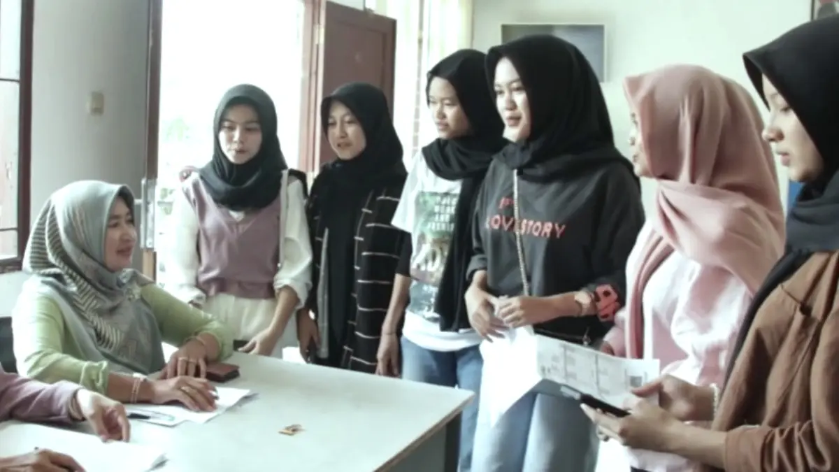 Warga Kota Bogor sedang mengajukan perekaman e-KTP.