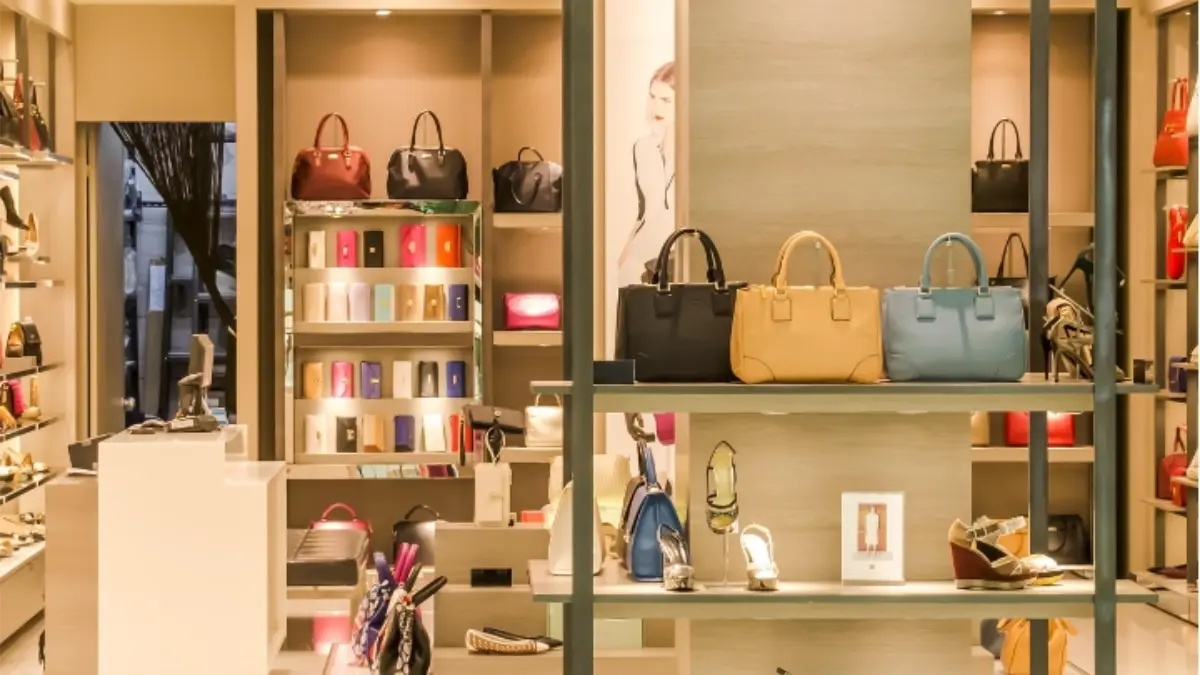 Ilustrasi tempat belanja tas branded di Bogor. (Foto: Pixabay/Pexels)