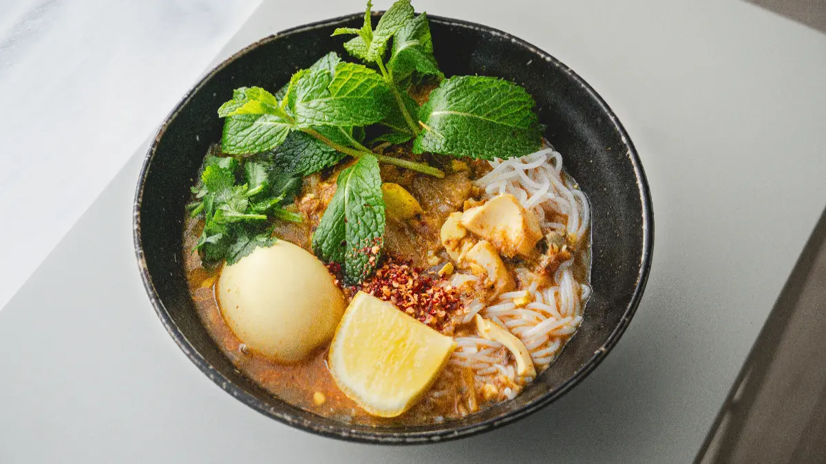 kuliner laksa (pexels.com/Su La Pyae)