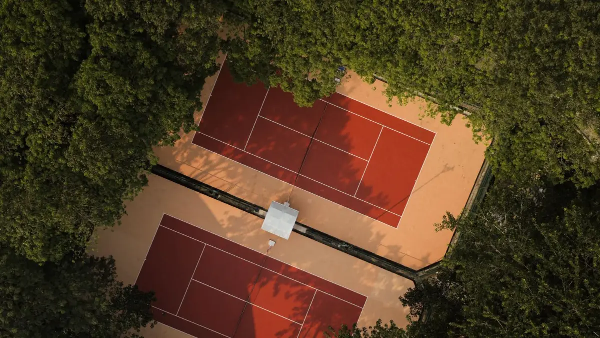 Lapangan tenis di Racquet Club Sentul Bogor. Foto: Racquet Club Sentul