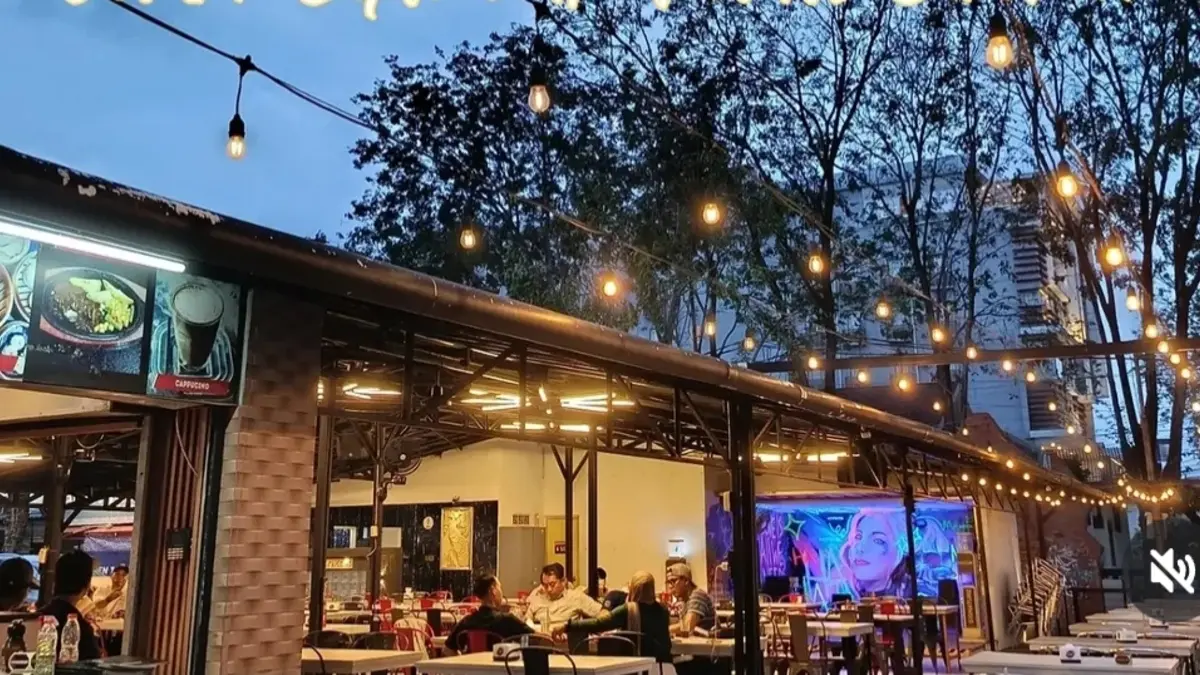 Kafe Markas Cirebon (Instagram @cafemarkas)
