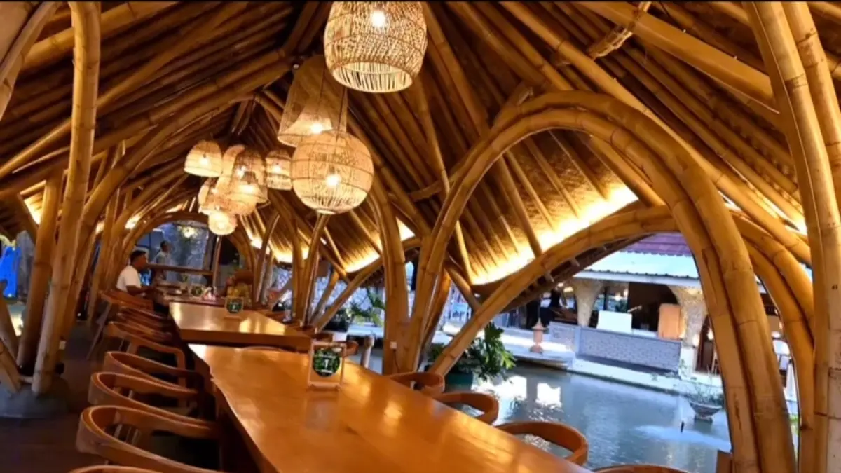 Resto Kampung Muara Sunda, salah satu kafe ramah anak di Garut (Instagram @kampungmuarasundaresto)