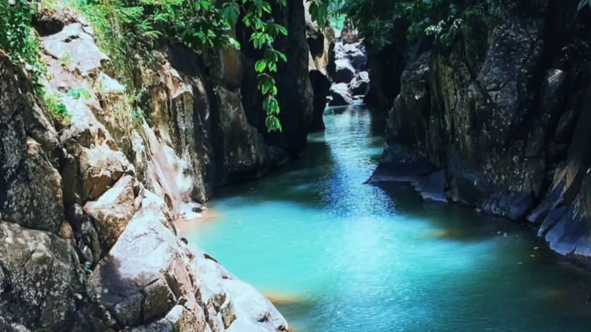 Leuwi Jurig, Garut. Foto: Instagram @galerigarut_
