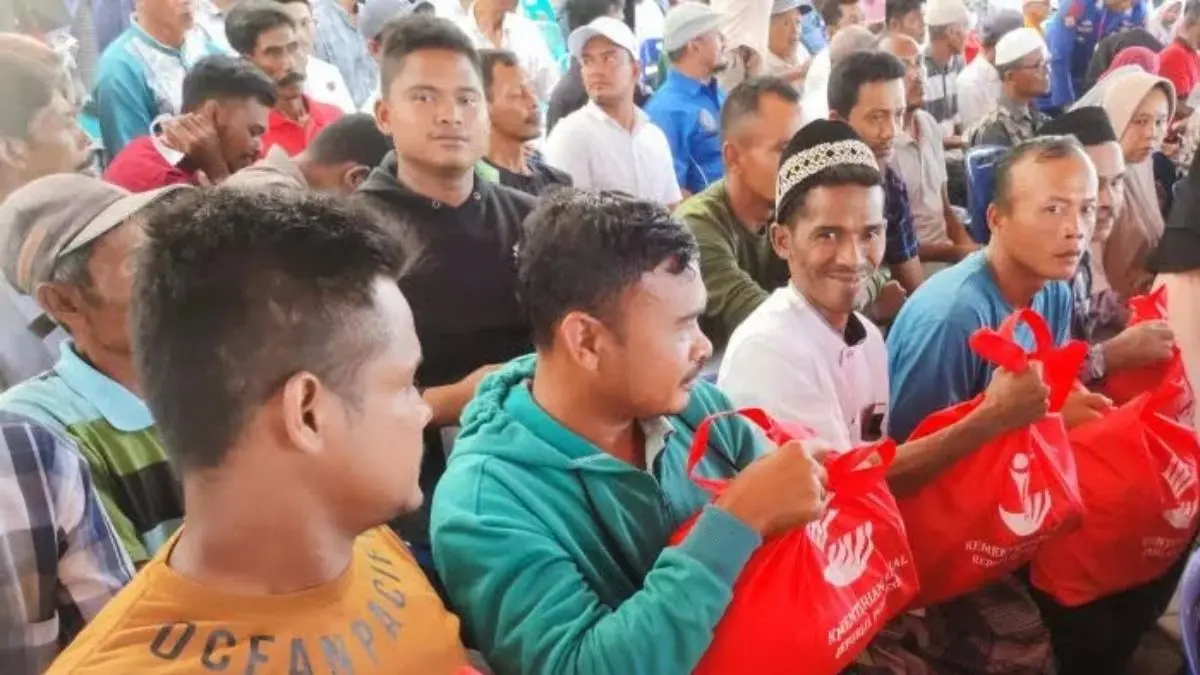 Ilustrasi penyaluran bansos tambahan pangan tahun 2026. (Foto: menpan.go.id)