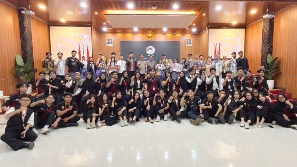 Debat Merah Putih Student Championship (DMPSC) 2026 digelar UKM Debat Merah Putih Fakultas Hukum Universitas Pakuan dan diikuti 14 tim SMA/MA dari berbagai daerah di Indonesia. (Dok. UKM Debat Merah Putih FH Unpak)