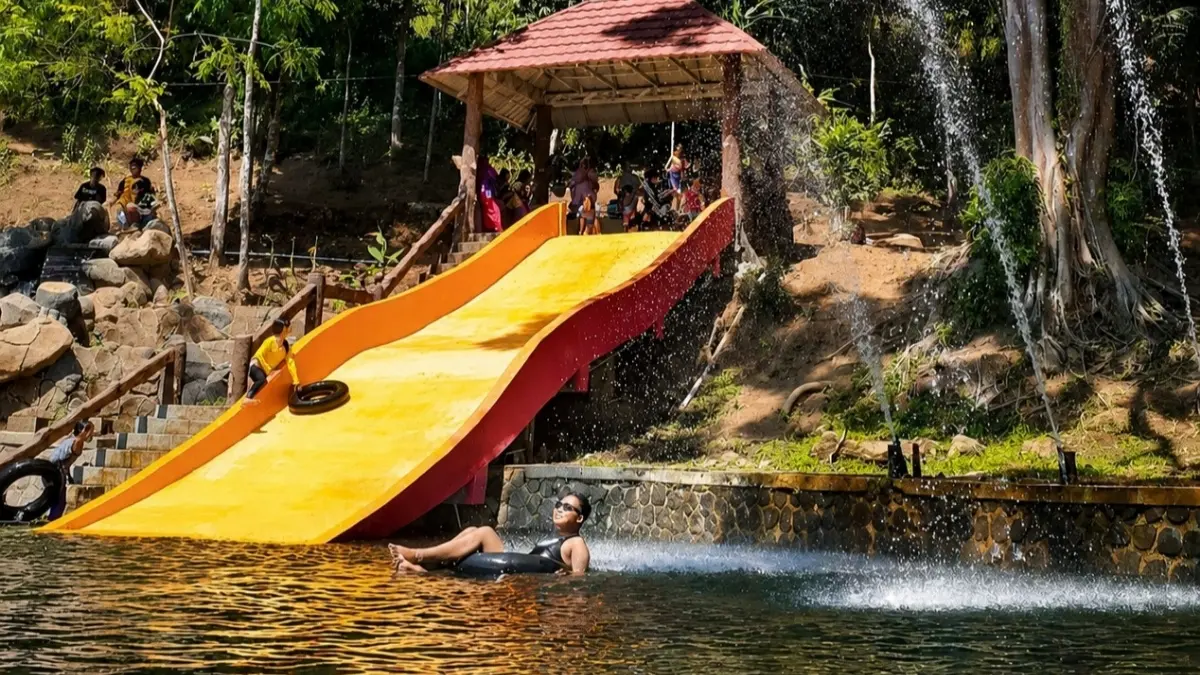 Situ Janawi, salah satu destinasi wisata di Majalengka, Jawa Barat. (Foto: Instagram @infojawabarat)