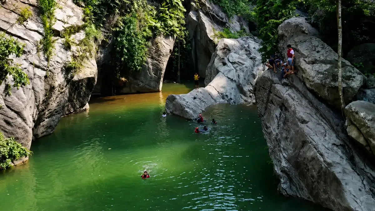 Destinasi Wisata Sanghyang Heuleut, Bandung Barat, Jabar. Foto: Instagram @sanghyang_heuleut_official