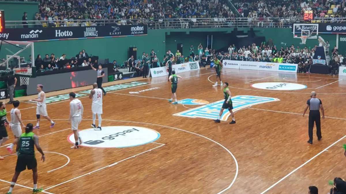 Pertandingan final IBL 2026 Bogor Hornbills melawan Pelita Jaya Basketball Jakarta di Laga Tangkas, Pakansari, Kabupaten Bogor. (Billy/Radar Bogor)