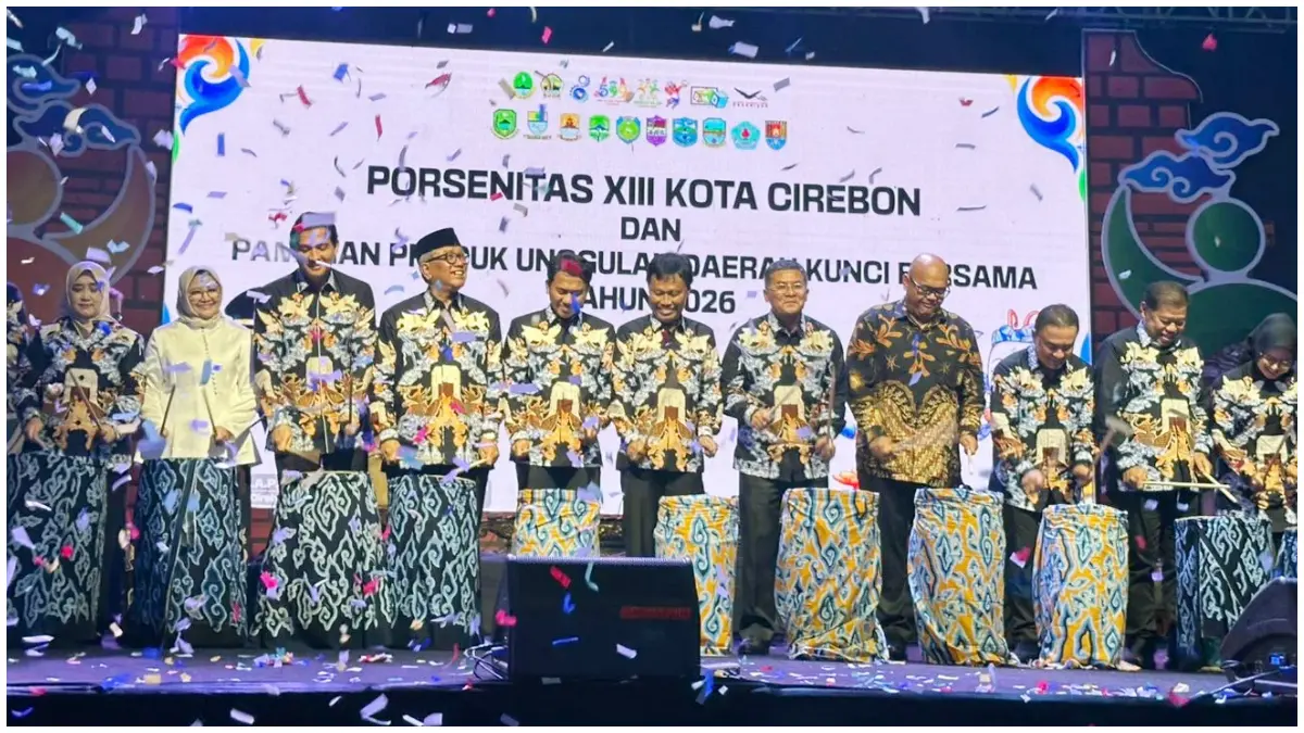Pembukaan PORSENITAS XIII serta Pameran Produk Unggulan Daerah KUNCI BERSAMA Tahun 2026 di Kota Cirebon.