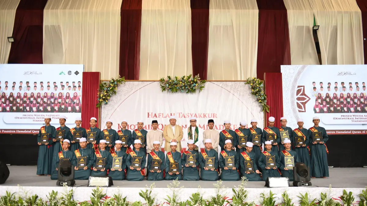 Wisuda Tahfidz Ponpes Al Falakiyah.(Ponpes Al Falakiyah for Radar Bogor)
