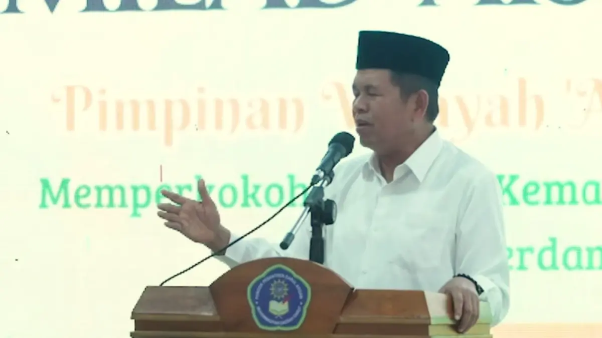 Gubernur Jawa Barat, Dedi Mulyadi menjelaskan program barak militer. (LEMBUR PAKUAN CHANNEL)
