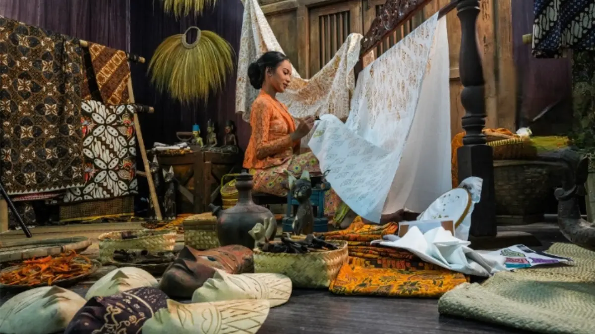 Ilustrasi pusat belanja baju batik di Bogor. (Foto: Pexels/Nardisyah)