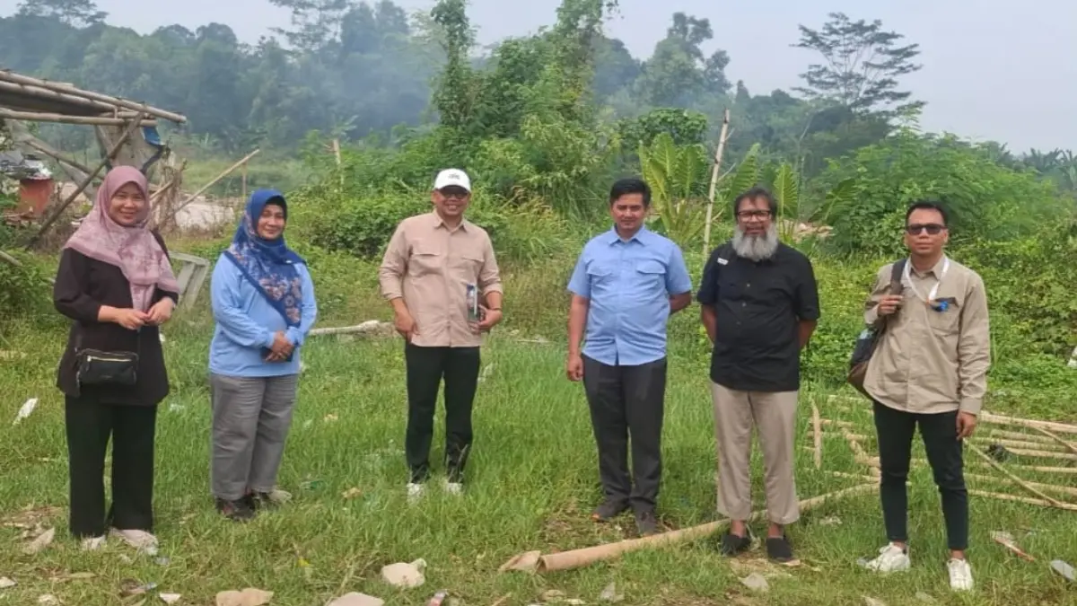 Direktorat PAUD Kemendikdasmen bersama Dinas Pendidikan Kabupaten Bogor melakukan survei lahan di kawasan Perumahan Citra Indah, Kecamatan Jonggol, Kabupaten Bogor. (Dok. Disdik Kabupaten Bogor)
