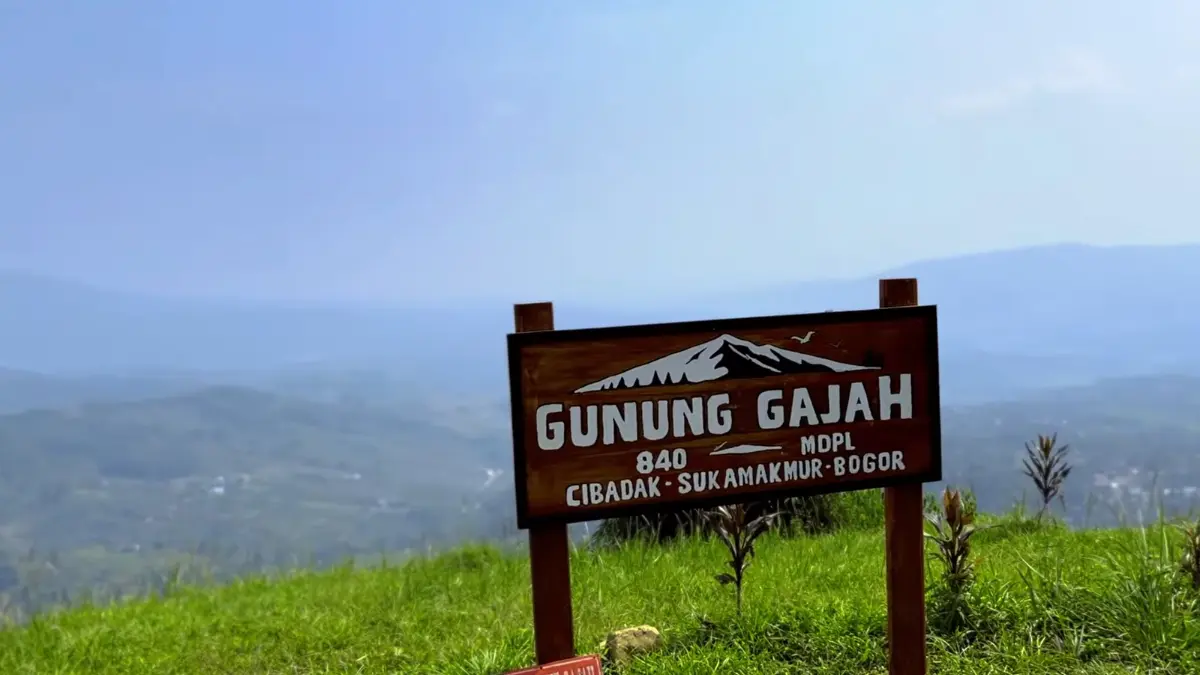 Puncak Gunung Gajah. (Foto: YouTube Opal Raufal)